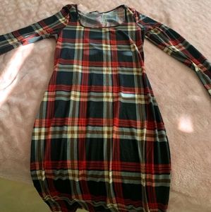 NWOT Scoop Neck Plaid Dress